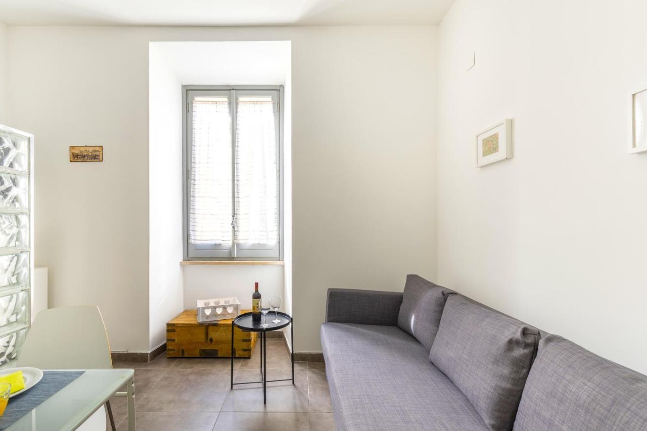 Hostly - Nicole Apartment Volturno- Full Rome Center Zewnętrze zdjęcie