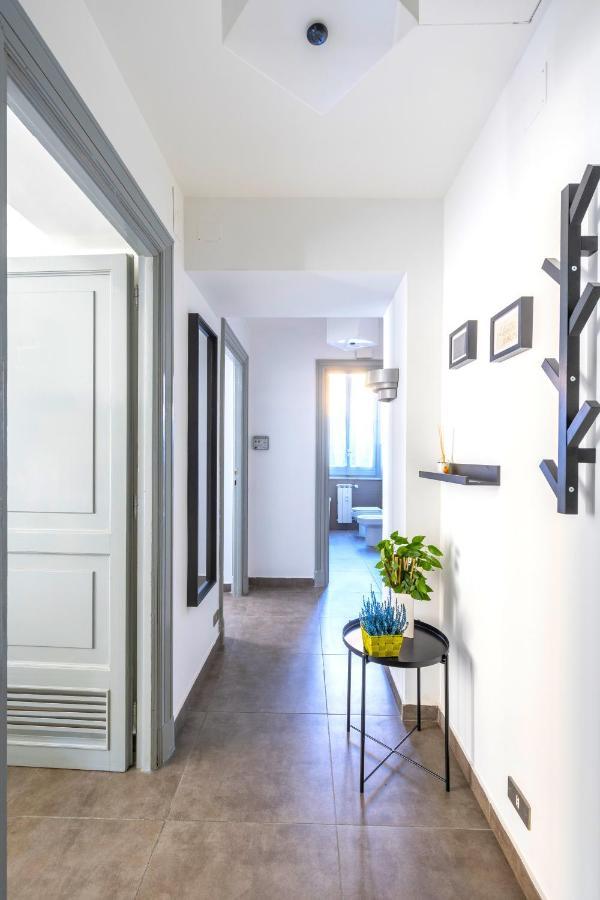 Hostly - Nicole Apartment Volturno- Full Rome Center Zewnętrze zdjęcie