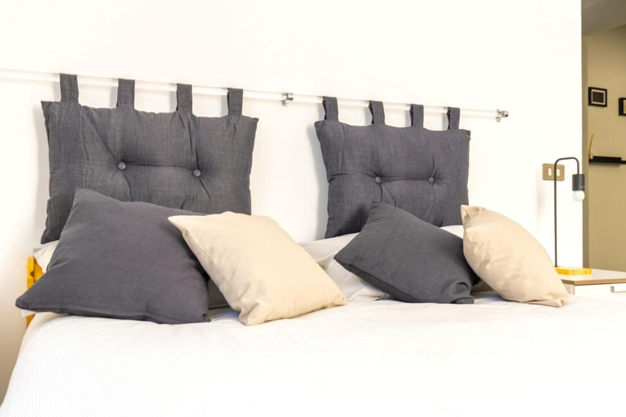 Hostly - Nicole Apartment Volturno- Full Rome Center Zewnętrze zdjęcie